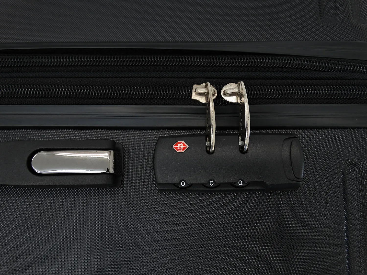 1726BK2, Airliner- Suitcase Small 20" (Black)