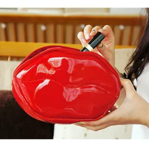 2018 New sexy lips PVC messenger bag fashion female comestic bag lips shape women make up bag handbags party purse