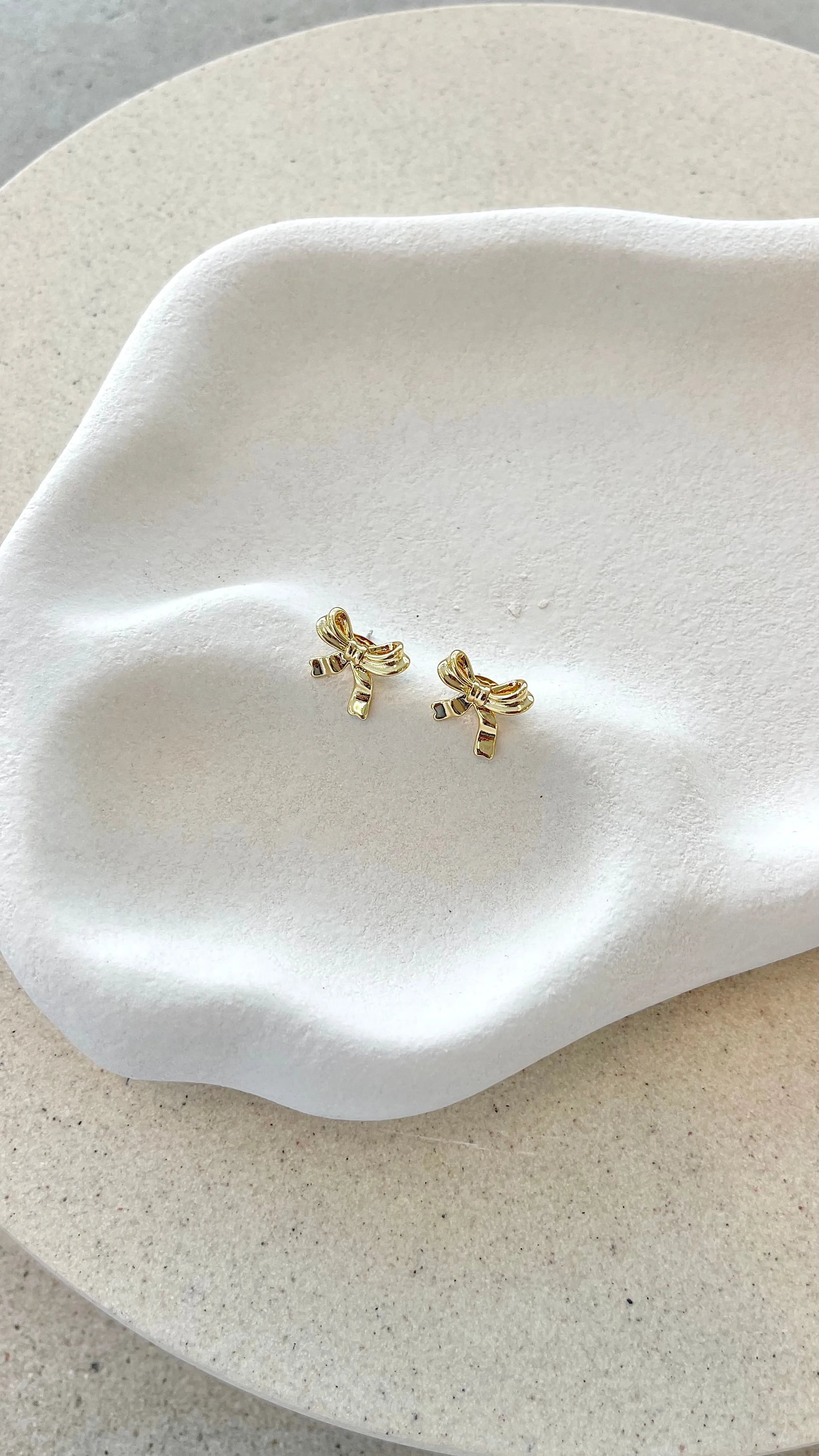 Bow Stud 18K Gold Plated Earrings - Gold