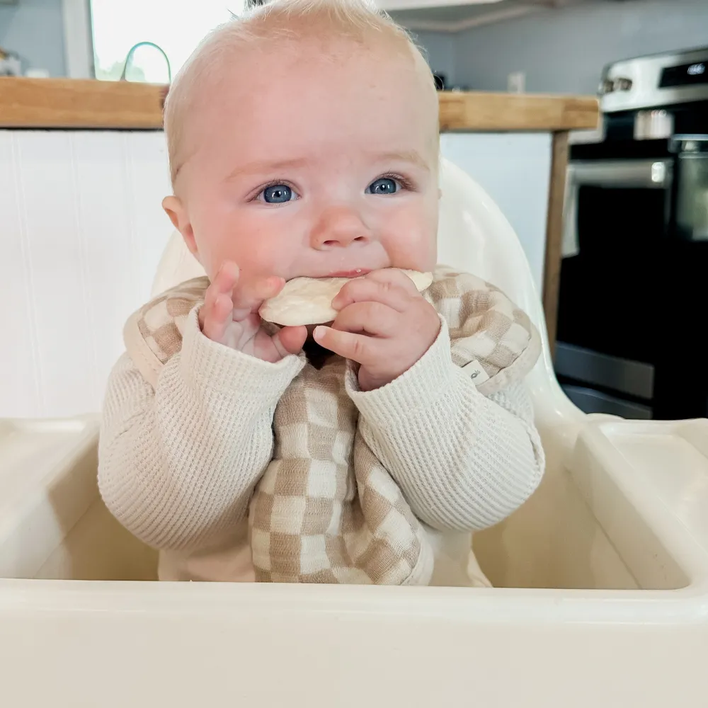 Itzy Bibs™