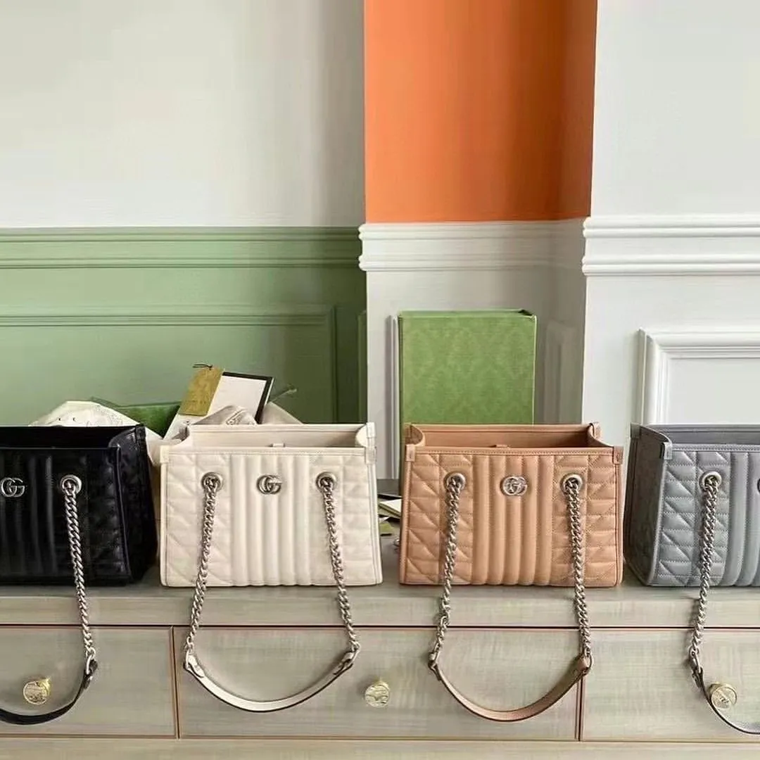 Luxury Totes - GUC - 6417