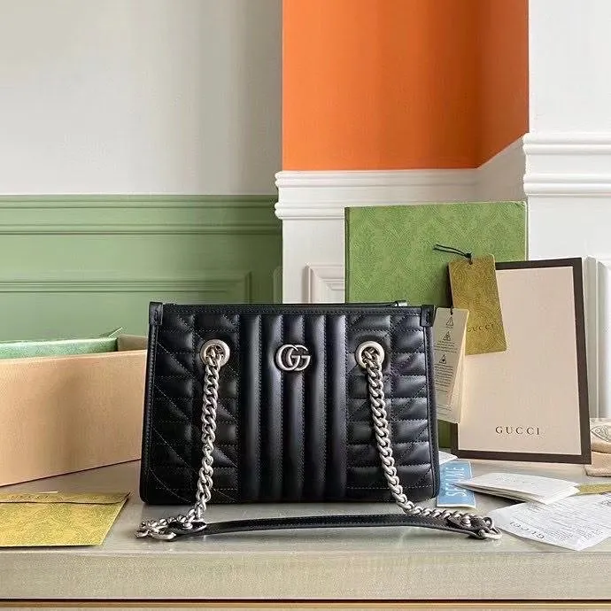 Luxury Totes - GUC - 6417