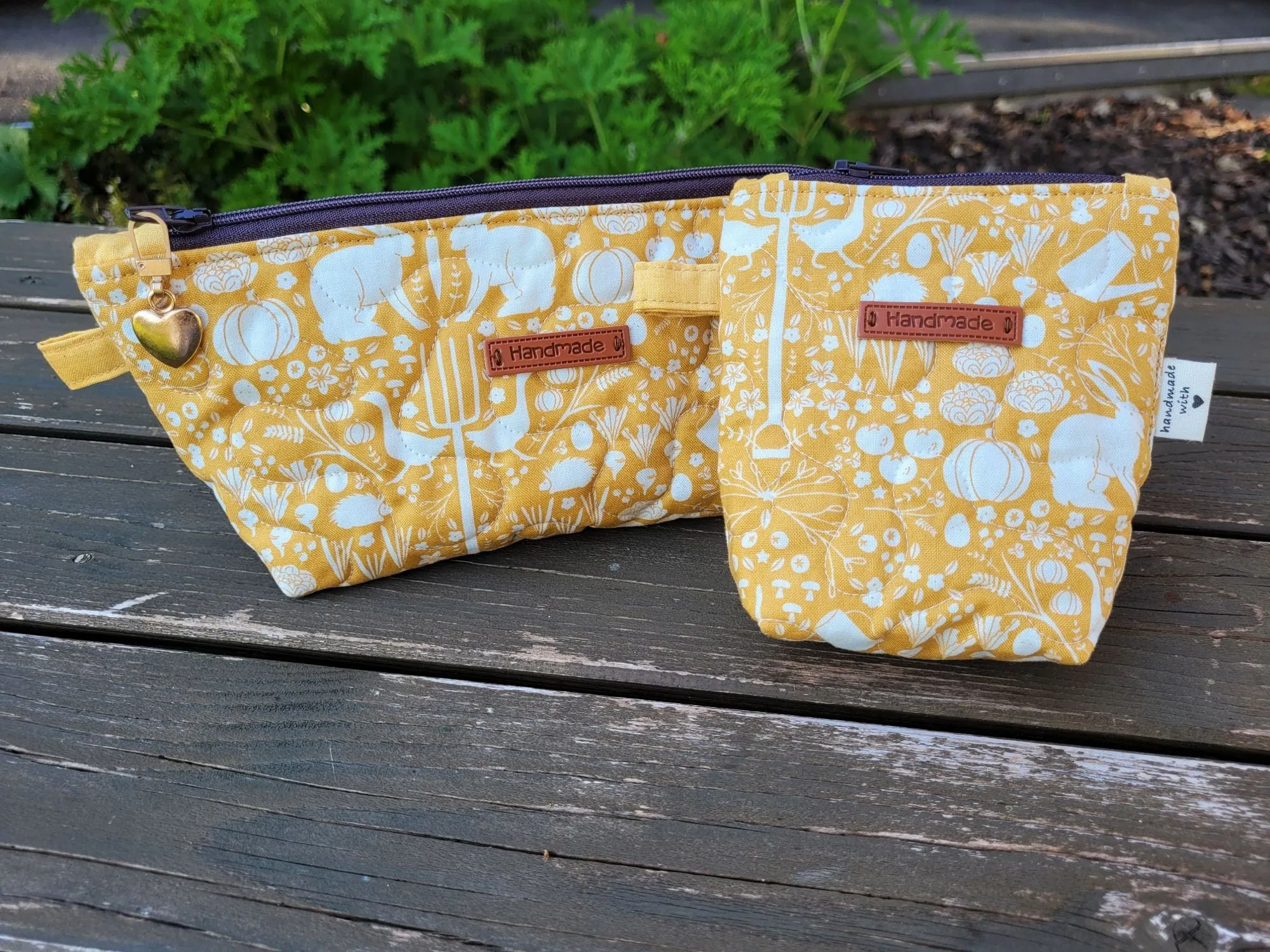 Quilted Zipper Pouch Set