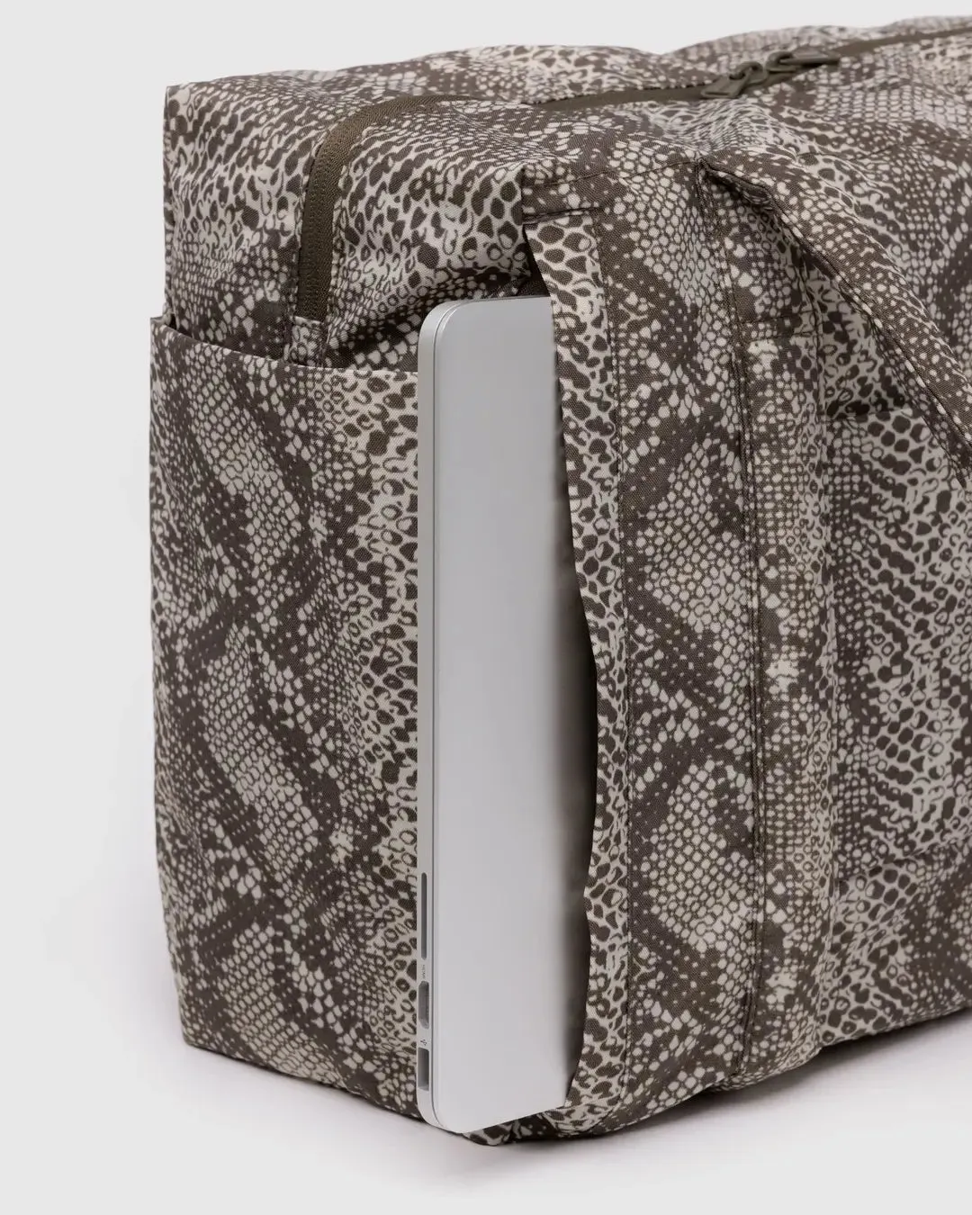 Small Cloud Carry-On Snakeskin | Baggu